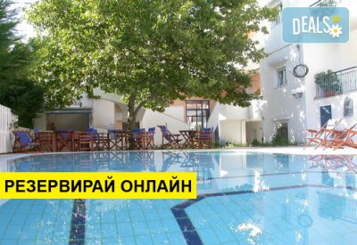 Нощувка на база RR,BB в Hotel Oceanis, Калитеа, Халкидики