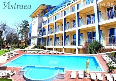 Нощувка на база All inclusive light + минерален басейн и релакс зона от хотел Астрея, Хисаря
