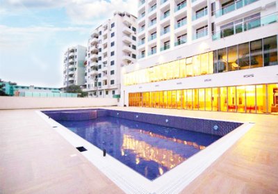 4-звездно лято в Дуръс, Албания! Транспорт + 7 нощувки на база All Inclusive, басейн, частен плаж + чадър и шезлонг на плажа от хотел Horizont