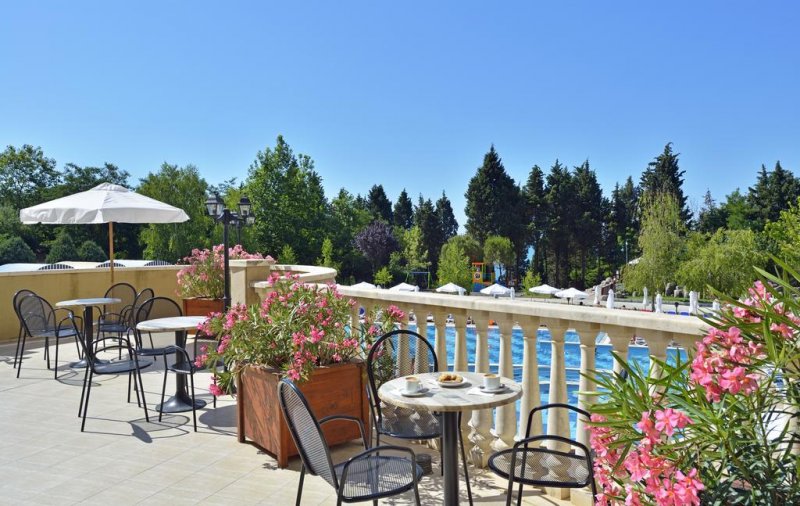 Хотел Сол несебър Бей  - Снимка 1