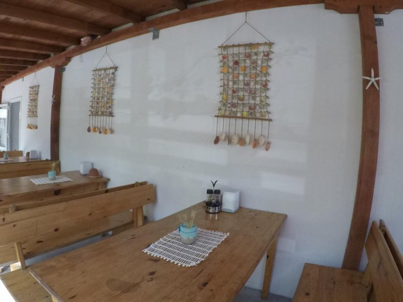 Хотел Алба Фемили - Снимка 8