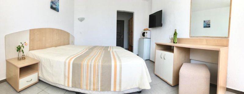 Хотел Алба Фемили - Снимка 5