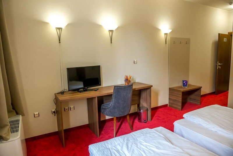 Хотел Монте Кристо - Снимка 1