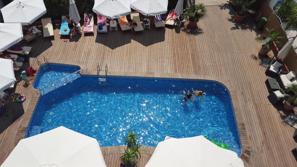 Еднодневен пакет + ползване на басейн в хотел Кантилена, Слънчев бряг - Снимка 7
