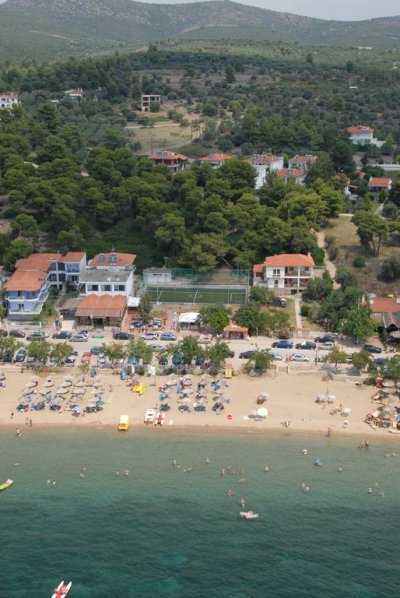 The Hotel Melissa Gold Coast - Снимка 1