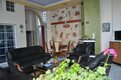 The Hotel Melissa Gold Coast - Снимка 6