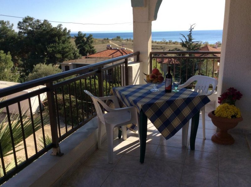 The Hotel Melissa Gold Coast - Снимка 3