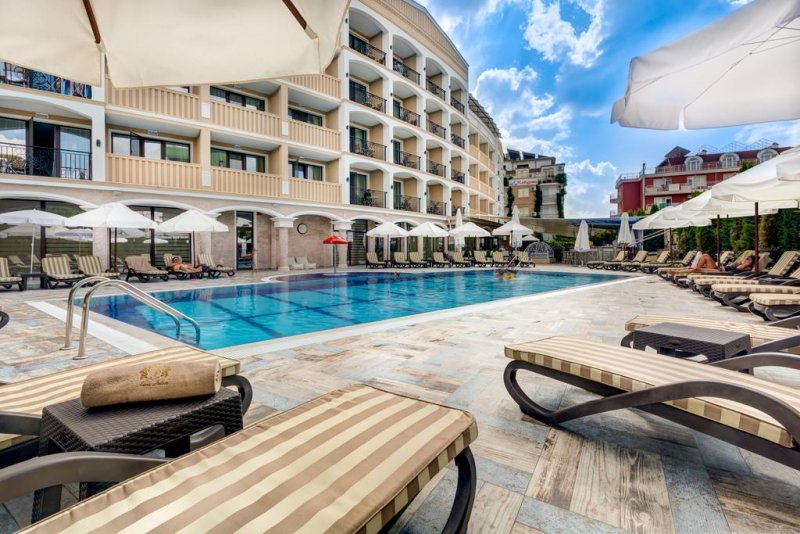 Хотел Сиена Палас - Снимка 2