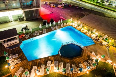 Хотел Бохеми - Снимка 2