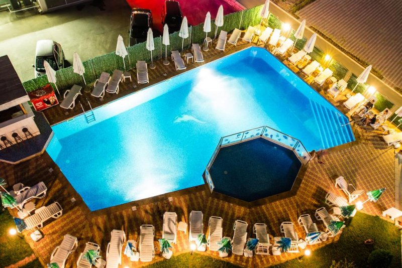 Хотел Бохеми - Снимка 2