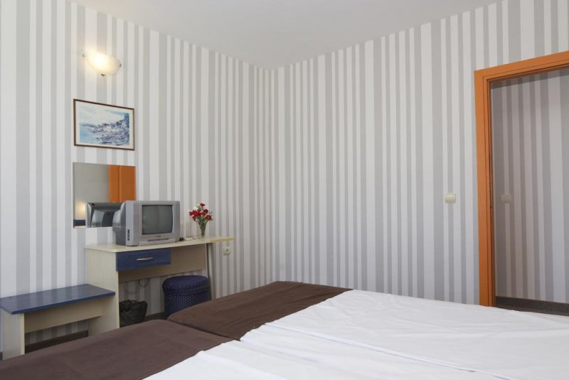 Хотел Бохеми - Снимка 2