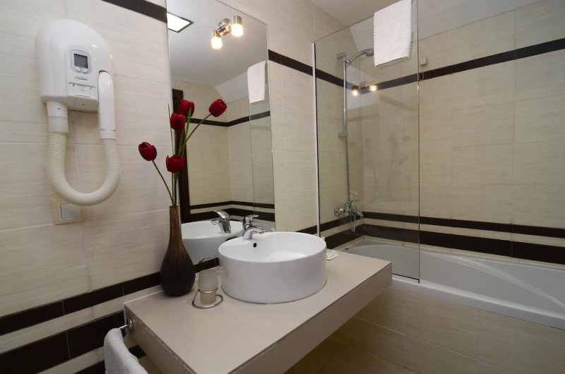 Хотел Ледени Ангели - Снимка 9