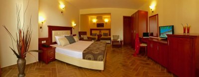 Village Mare Hotel - Снимка 1
