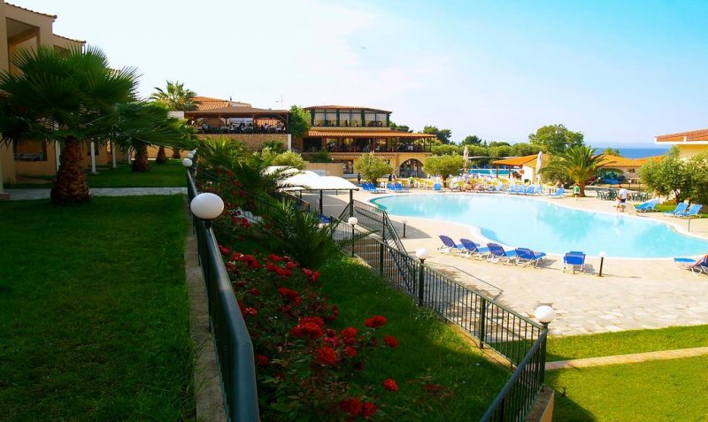 Village Mare Hotel - Снимка 8