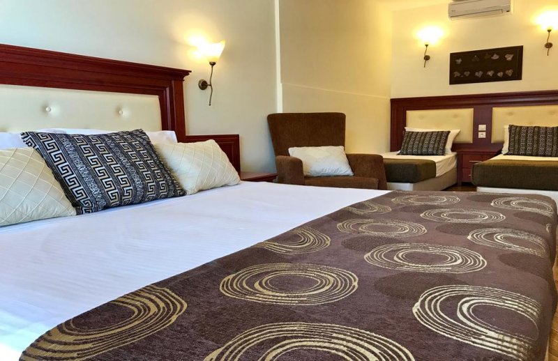 Village Mare Hotel - Снимка 2