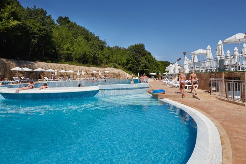 Хотел Парадайз Бийч  - Снимка 11