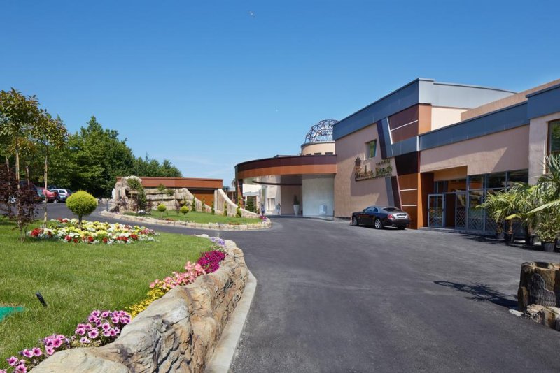 Хотел Парадайз Бийч  - Снимка 1