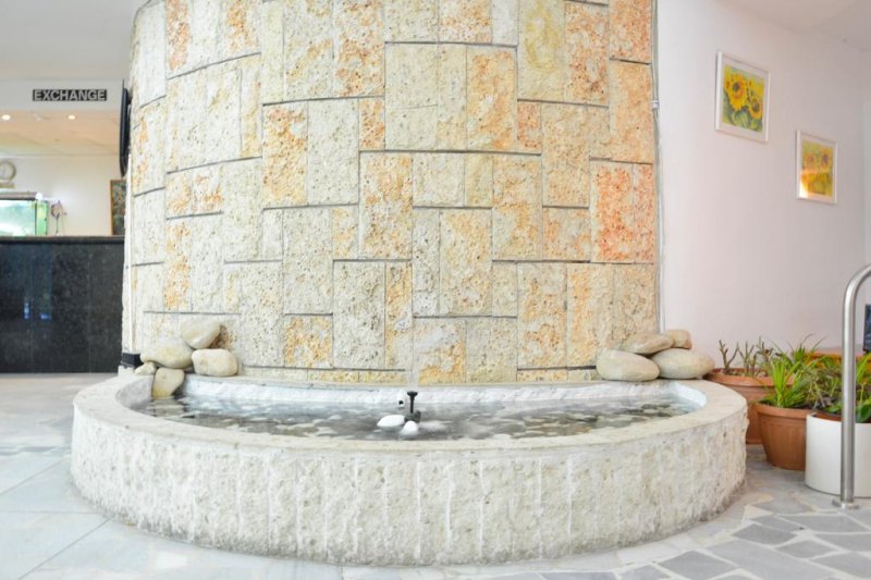 Хотел Славуна - Снимка 8