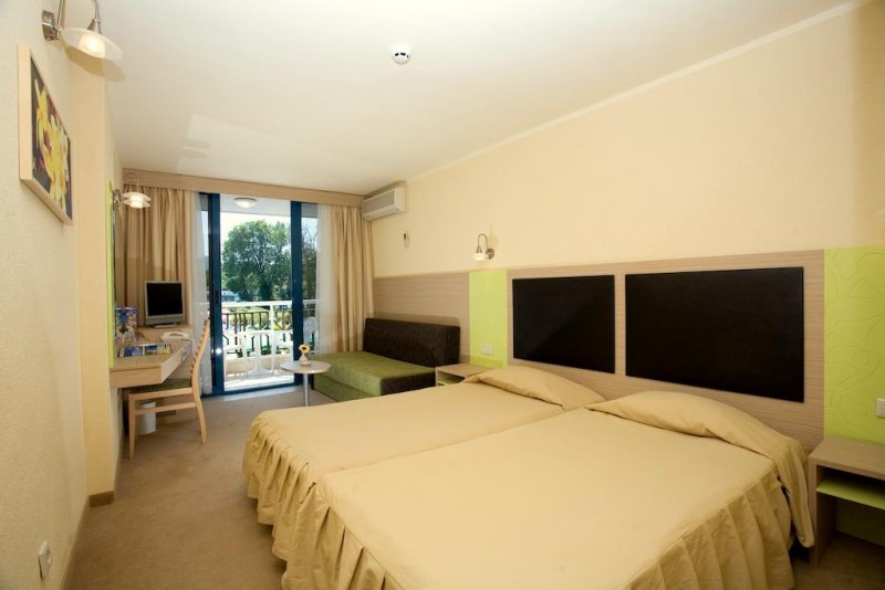 Хотел Славуна - Снимка 1