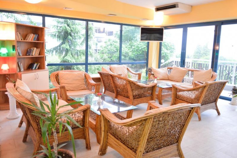 Хотел Славуна - Снимка 10