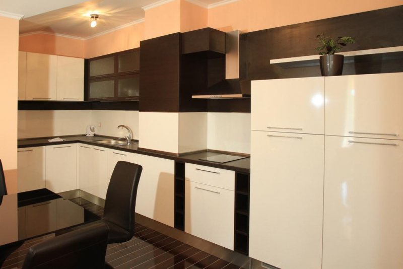 Хотел Лонг Бийч - Снимка 1