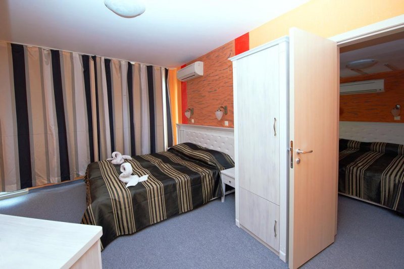 Хотел Парос - Снимка 2