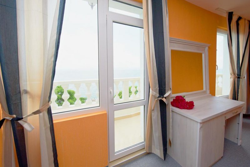 Хотел Парос - Снимка 1