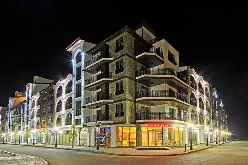 Роуз Гардънс Апарт Хотел - Снимка 11