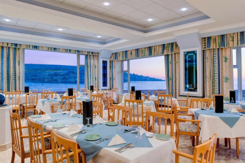 Paradise Bay Hotel - Снимка 4