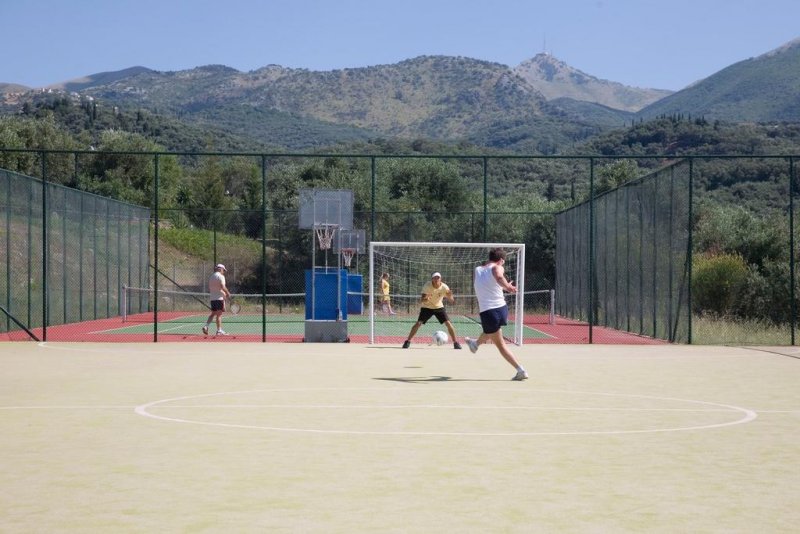 Mareblue Beach - Снимка 4