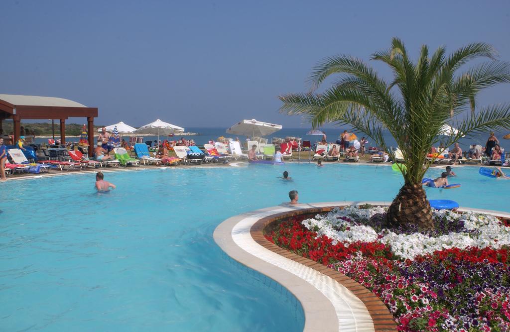 Великден в Гърция: 3 нощувки, All Inclusive в хотел Mareblue Beach 4*, o.Корфу! Дете до 11.99г. - безплатно! - Снимка 13