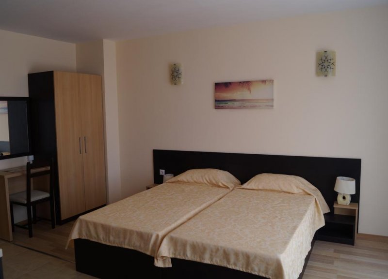 Къща за гости Козаров - Снимка 9