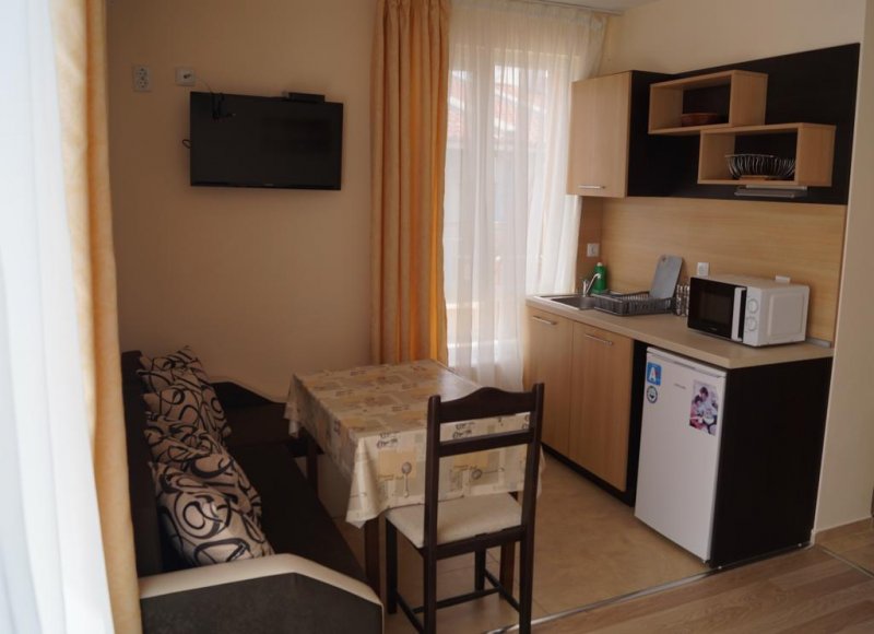 Къща за гости Козаров - Снимка 3