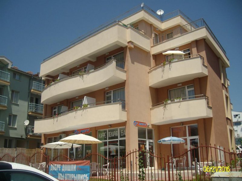 Къща за гости Козаров - Снимка 4