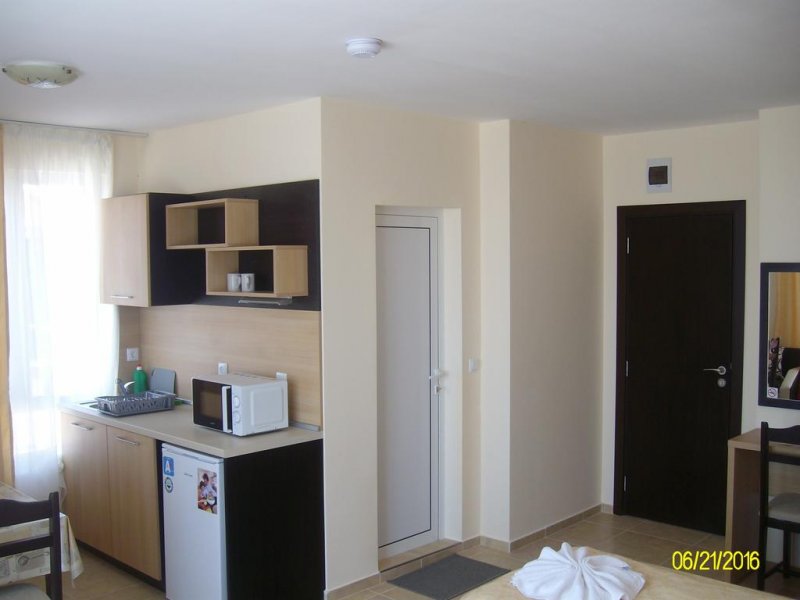 Къща за гости Козаров - Снимка 10