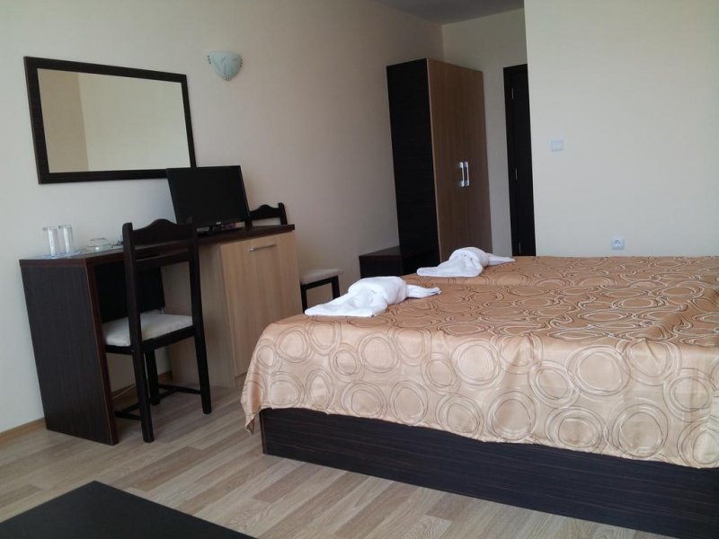 Къща за гости Козаров - Снимка 8