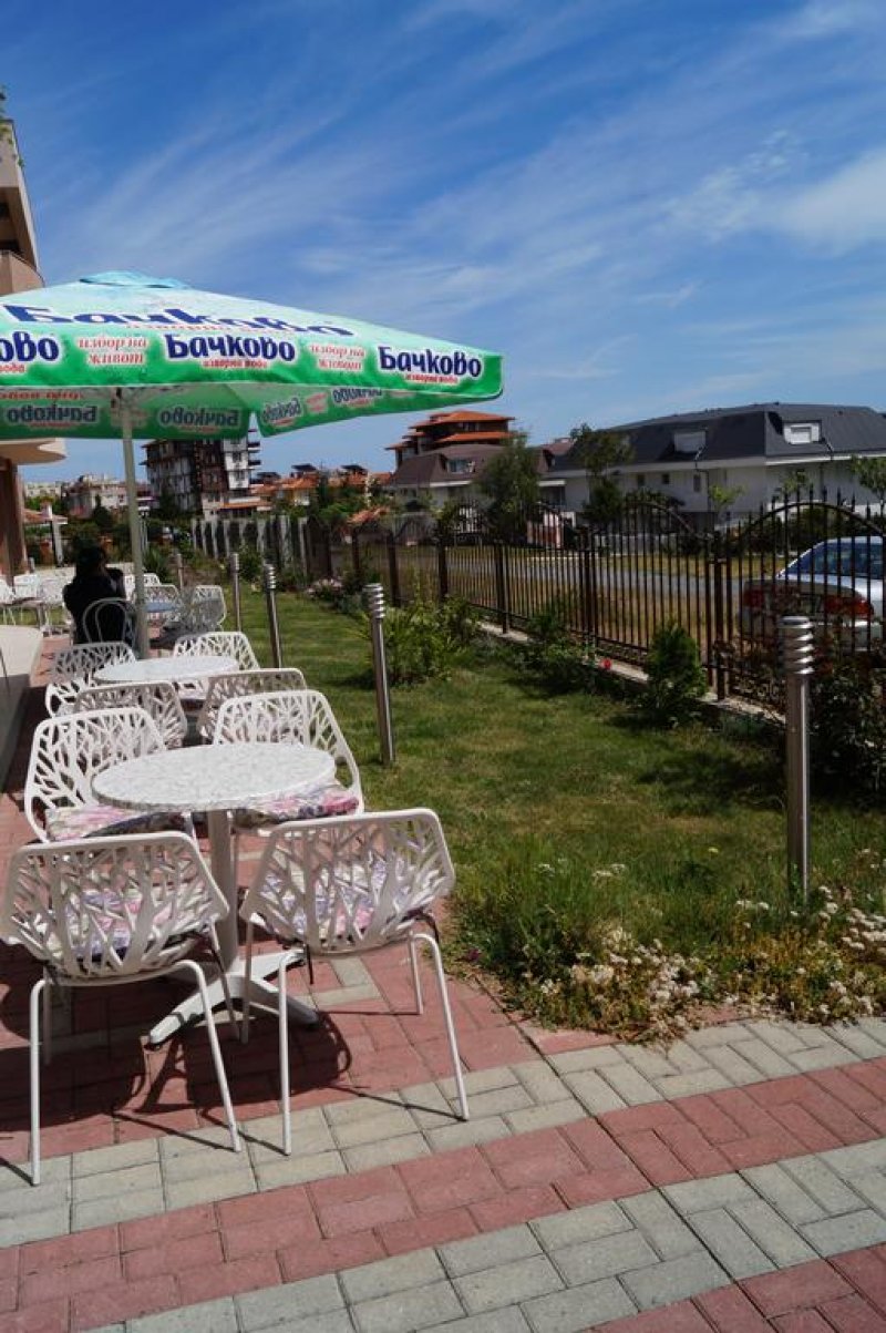 Къща за гости Козаров - Снимка 1