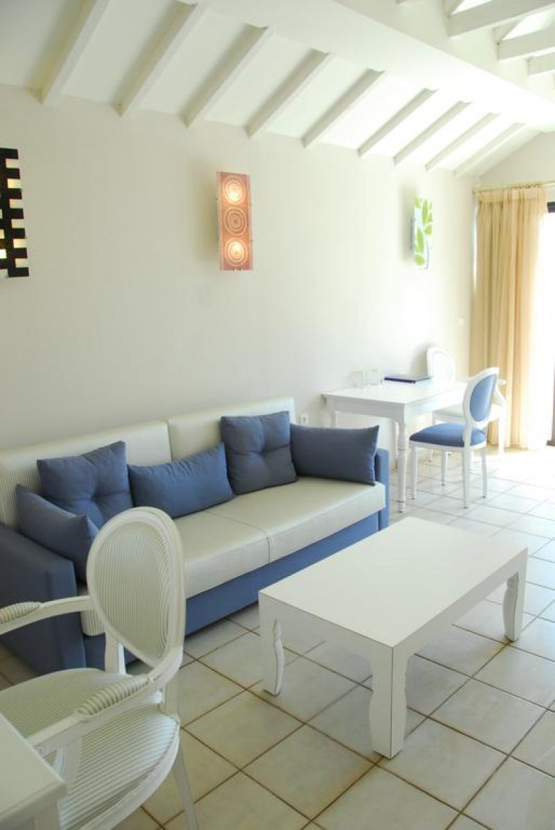 Saint George Hotel - Снимка 8