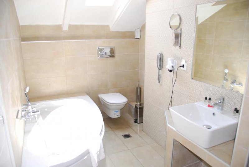 Saint George Hotel - Снимка 7