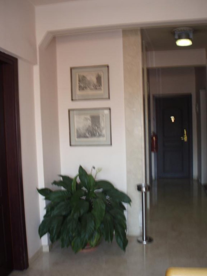 Saint George Hotel - Снимка 2