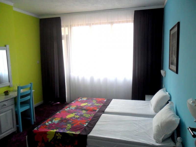 Хотел Грами - Снимка 9