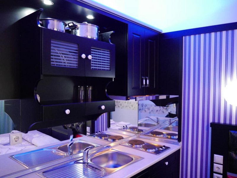 Blue Sky Boutique Apartments - Снимка 10