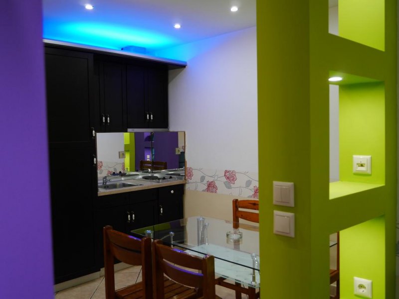 Blue Sky Boutique Apartments - Снимка 9