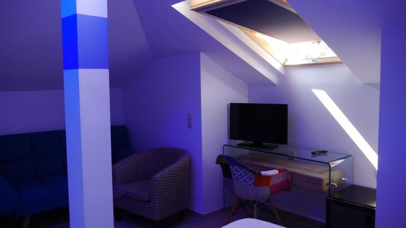Blue Sky Boutique Apartments - Снимка 4
