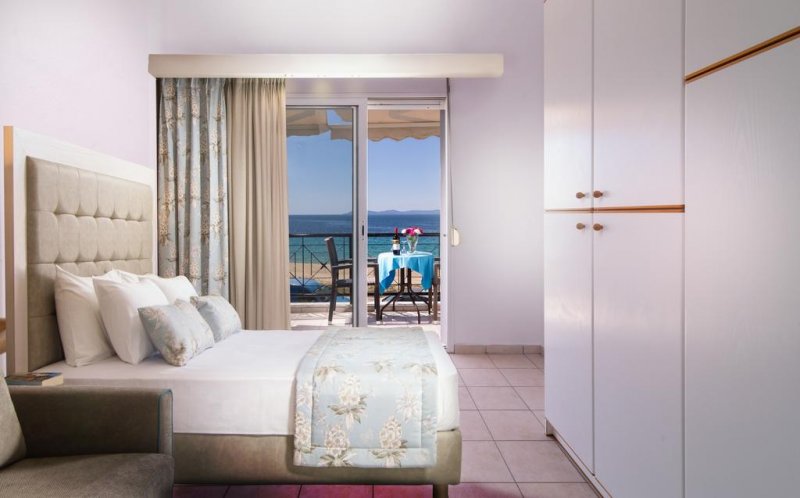 Toroni Blue Sea Hotel - Снимка 5