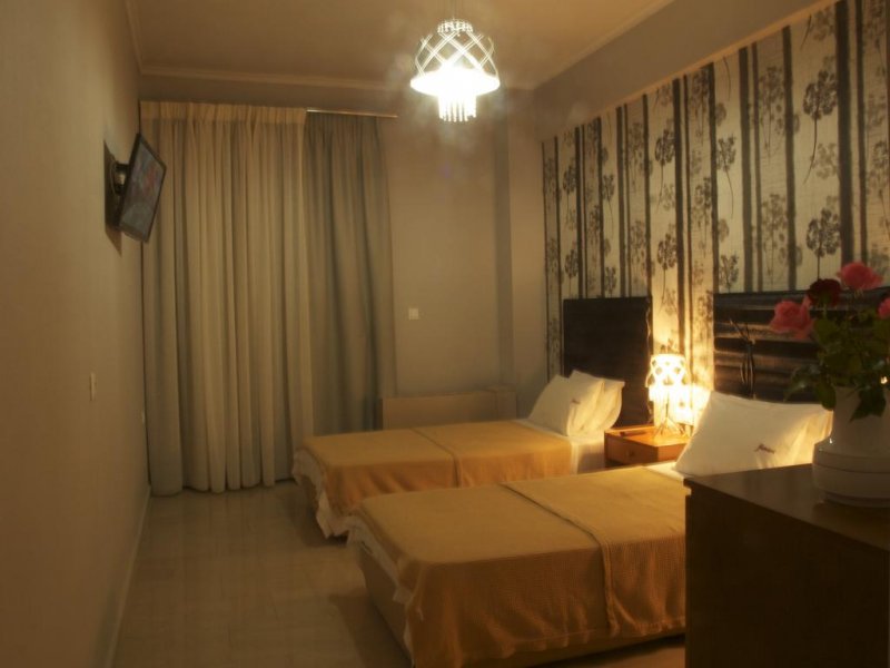Fanari Hotel - Снимка 1