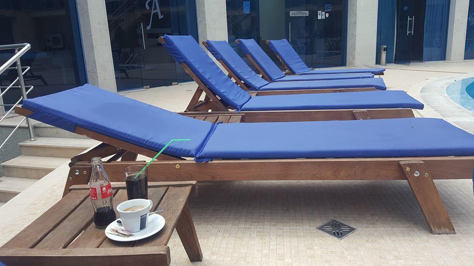 Еднодневен пакет със закускa или закуска и вечеря + басейн, чадър и шезлонг на плажа в Апарт-комплекс Аквамарин - Снимка 25