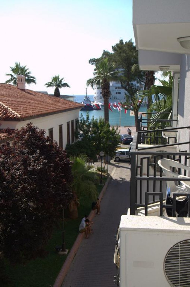 Surtel Hotel - Снимка 5