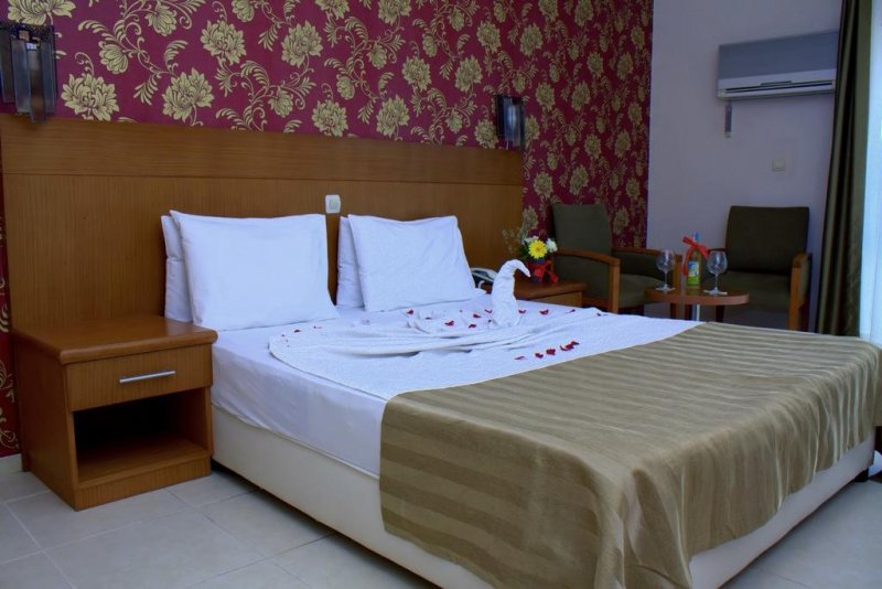 Surtel Hotel - Снимка 4