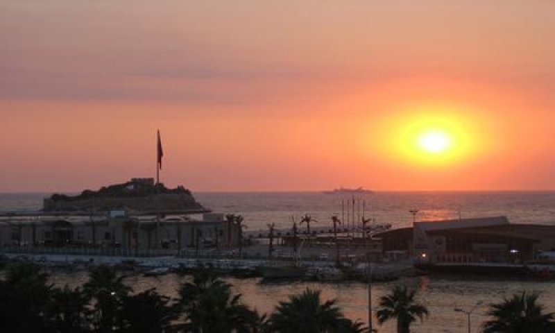 Surtel Hotel - Снимка 4